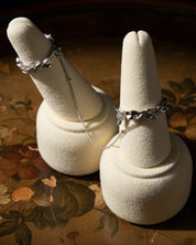 VV000000010 - S - A - R - Thornlink Heirloom Ring - Velora Vie