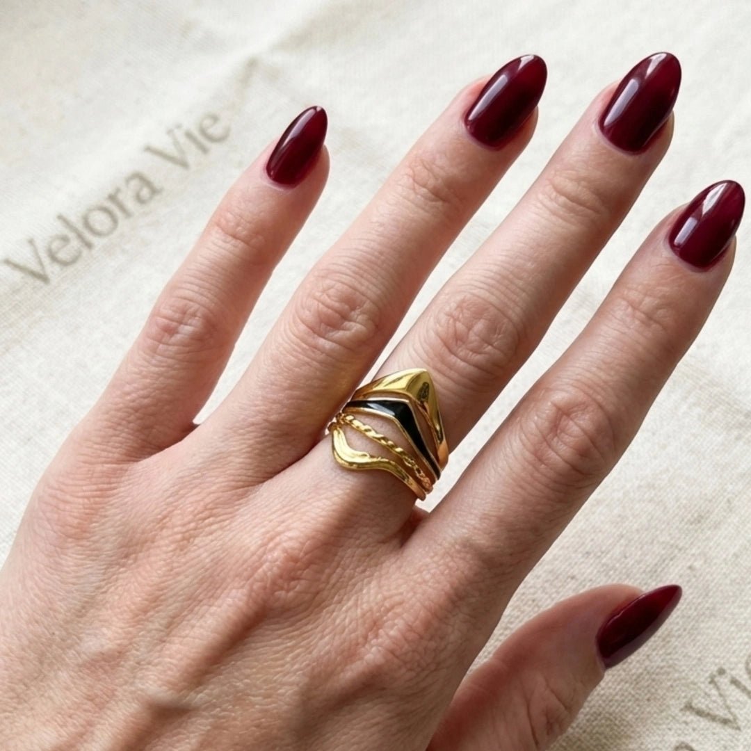 VV000000002-S-A-18KG - Crown of Tides Ring - Velora Vie