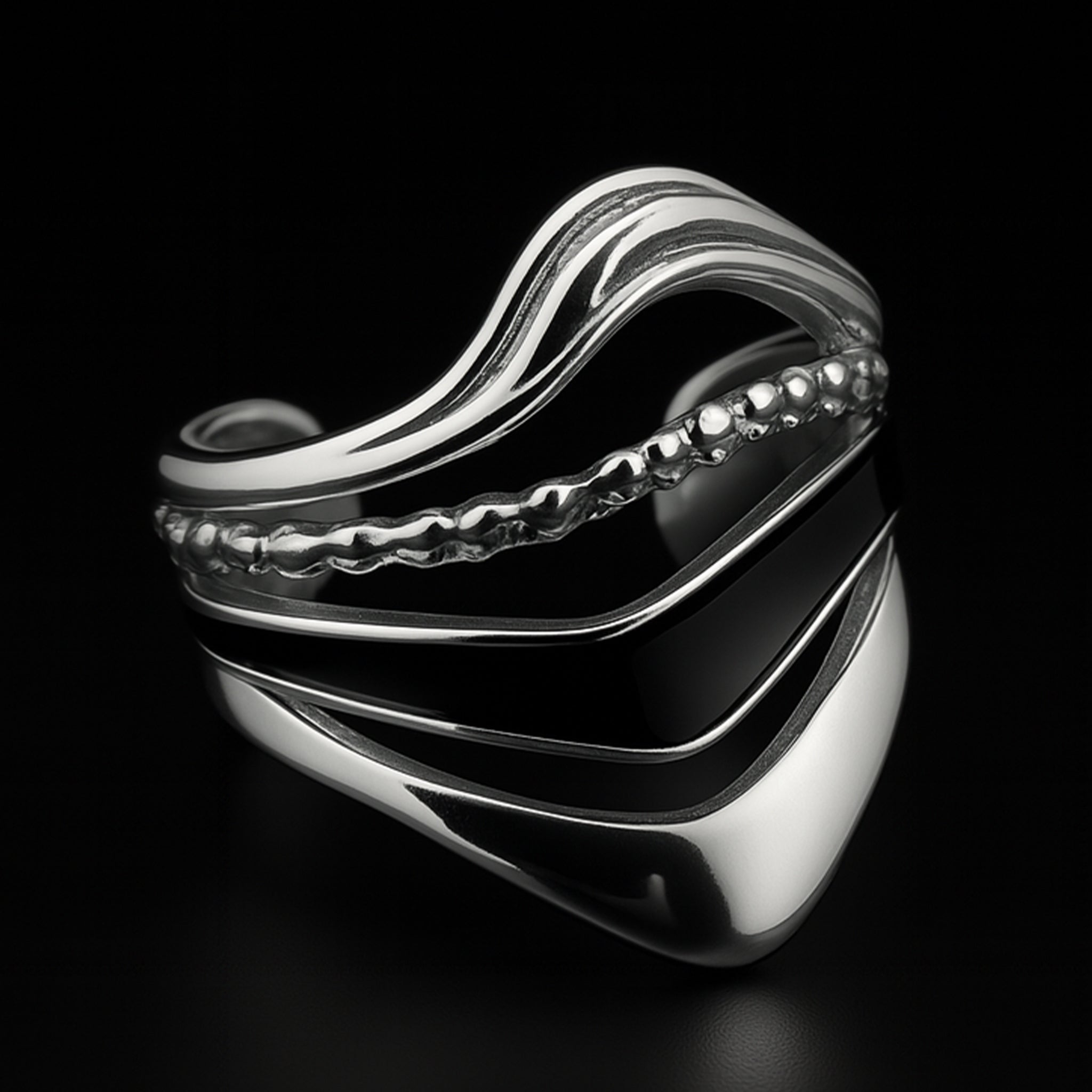VV000000002 - S - A - R - Crown of Tides Ring - Velora Vie