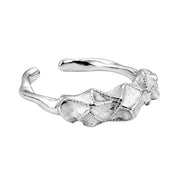 VV000000004-S-A-18KG - Scoria Crest Ring - Velora Vie