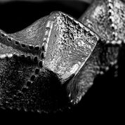 VV000000004 - S - A - R - Scoria Crest Ring - Velora Vie