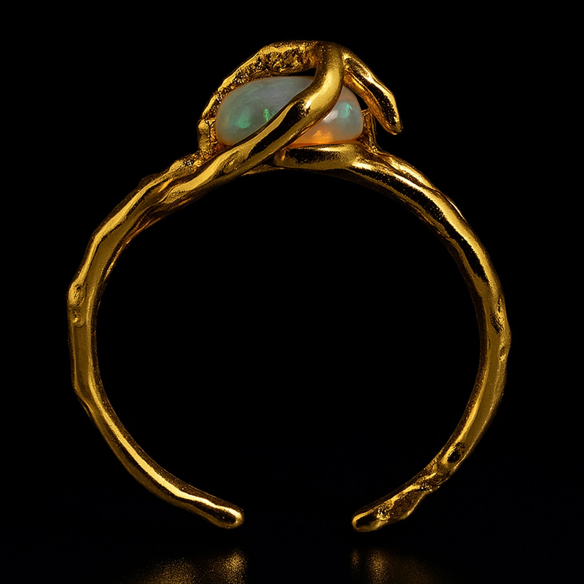 VV000000007 - S - A - 18KG - Witchroot Ring - Velora Vie