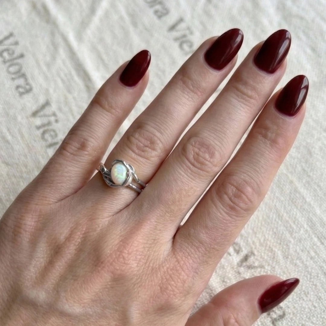 VV000000007-S-A-18KG - Witchroot Ring - Velora Vie