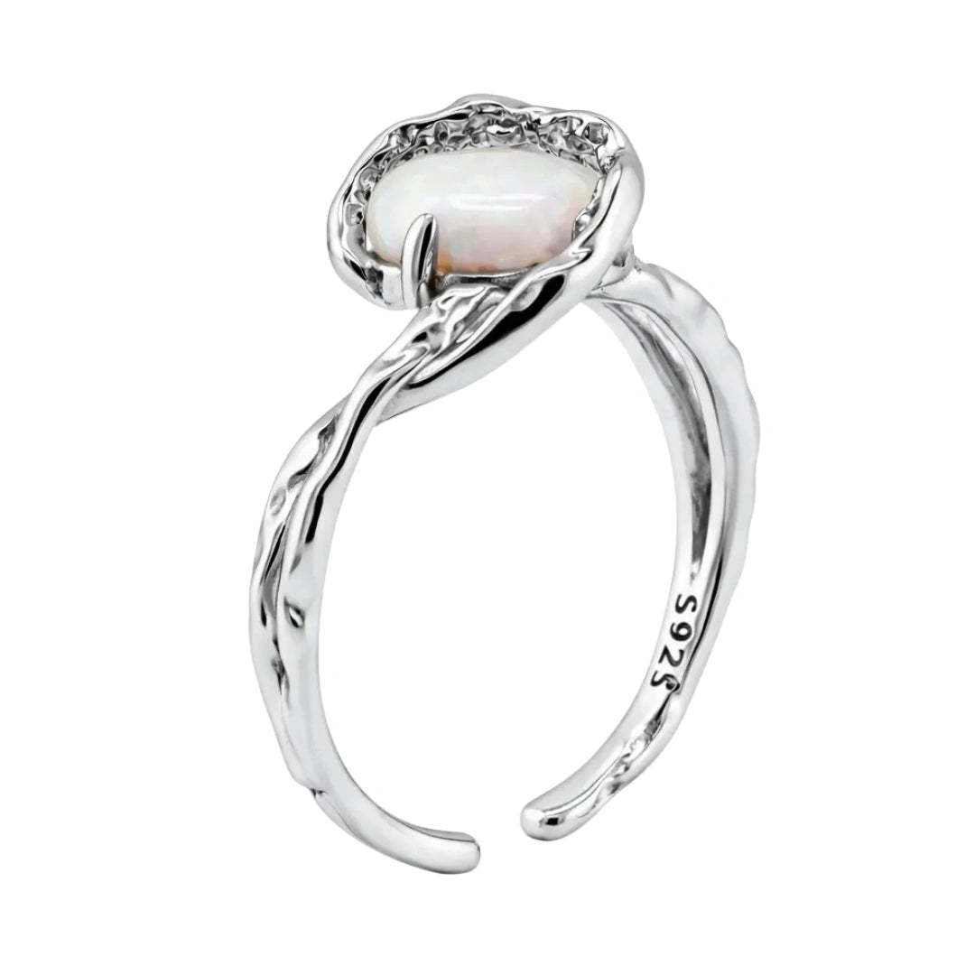 VV000000007-S-A-18KG - Witchroot Ring - Velora Vie