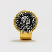 VV000000012 - S - 18K - Sovereign Seal Stud Earrings - Velora Vie