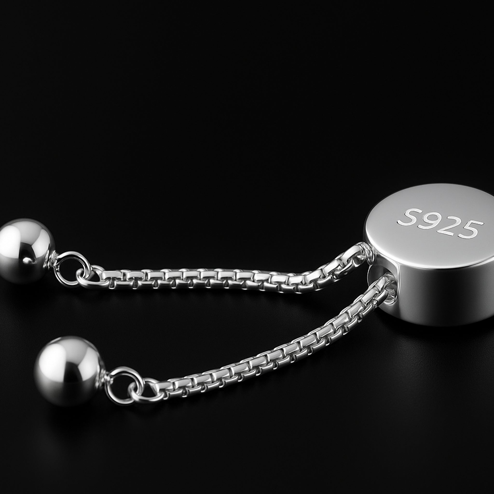 VV000000031 - S - R - Crownbind Bracelet - Velora Vie
