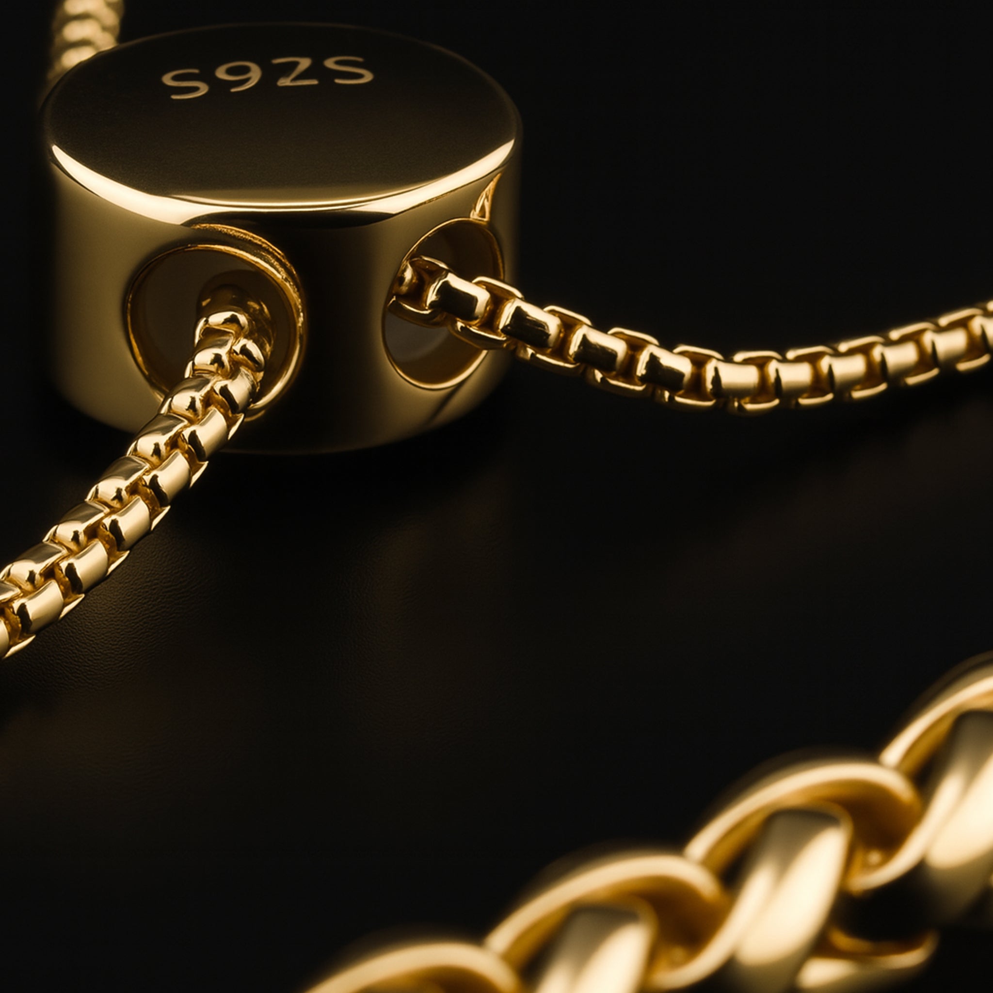 VV000000031 - S - R - Crownbind Bracelet - Velora Vie