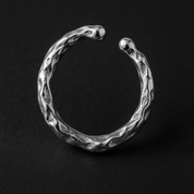 VV000000040 - S - R - Gaia Grip Ear Cuff - Velora Vie